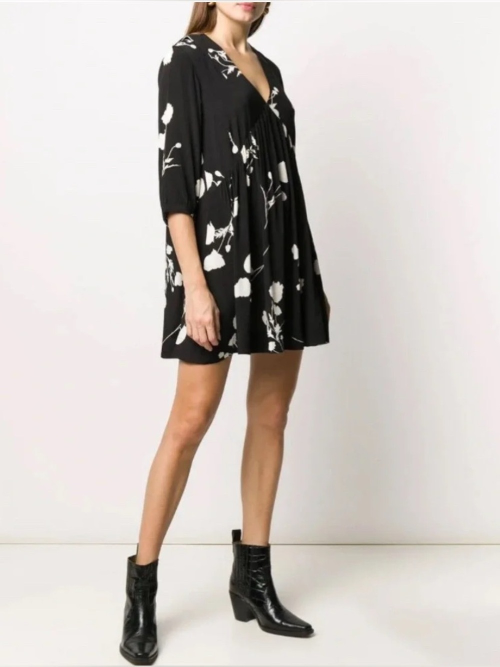 BA&SH Pansy‎ Gathered Floral-Print Crepe Mini Dress Medium Feminine Flowy